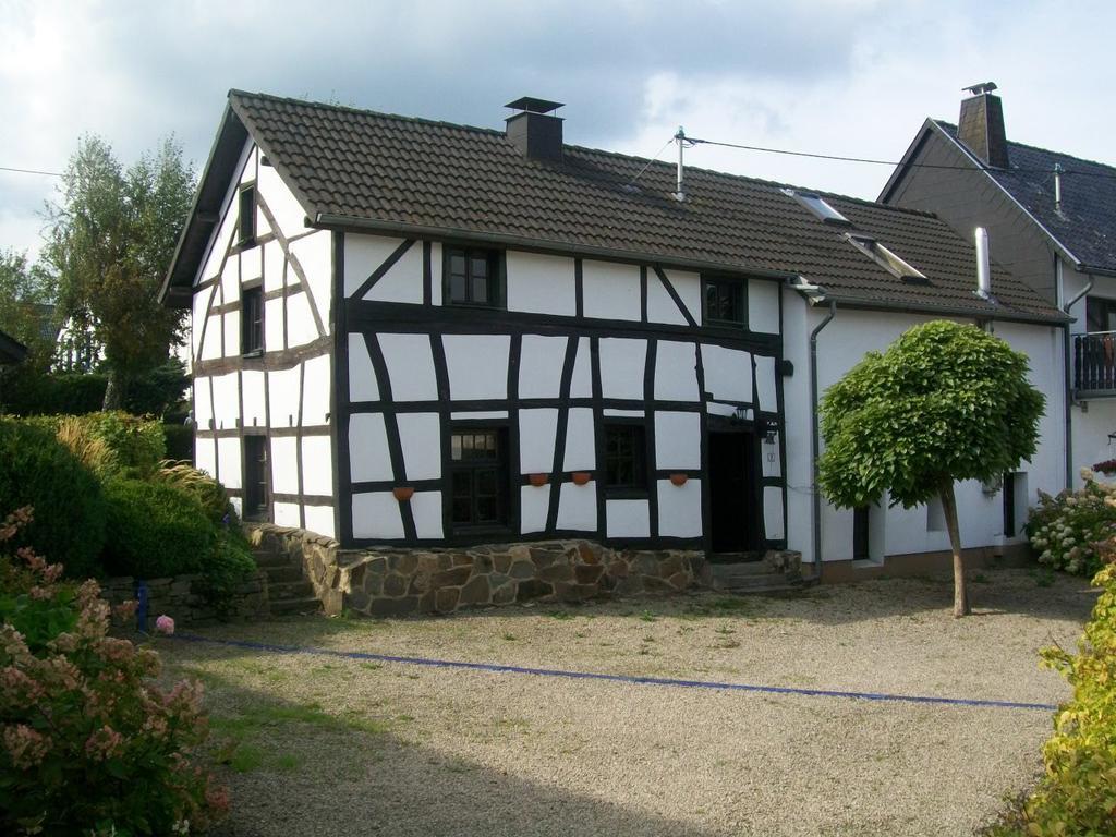 Authentiek Eifelhuis Hecken Habitación foto